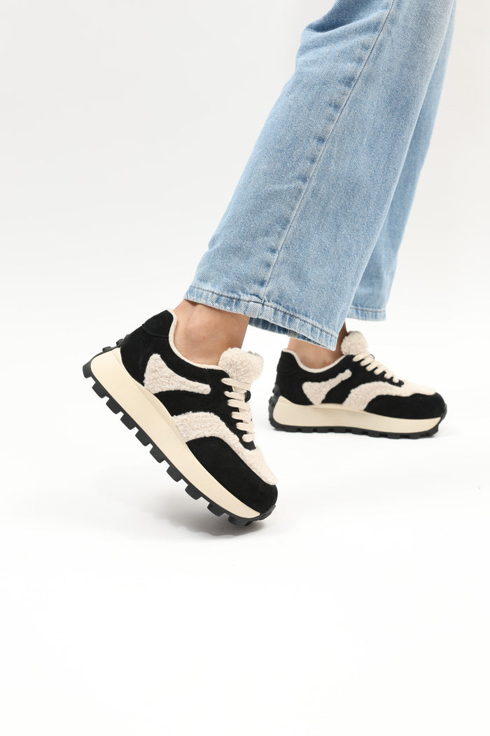 Ismini Black