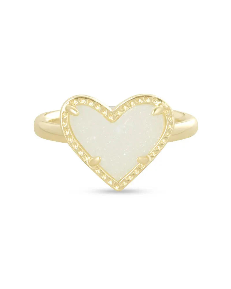 Ari Heart Band Ring
