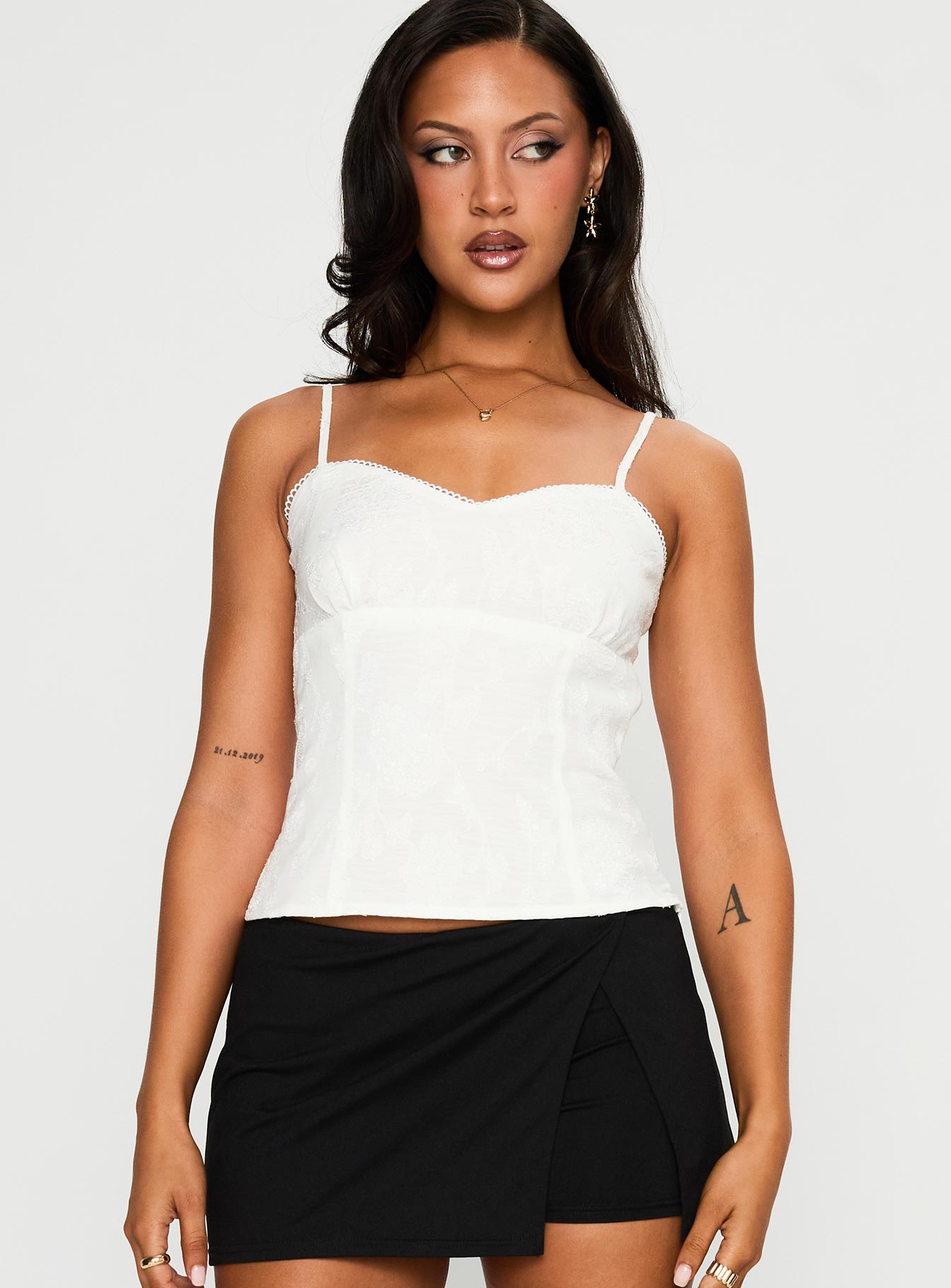 Idolized Top White