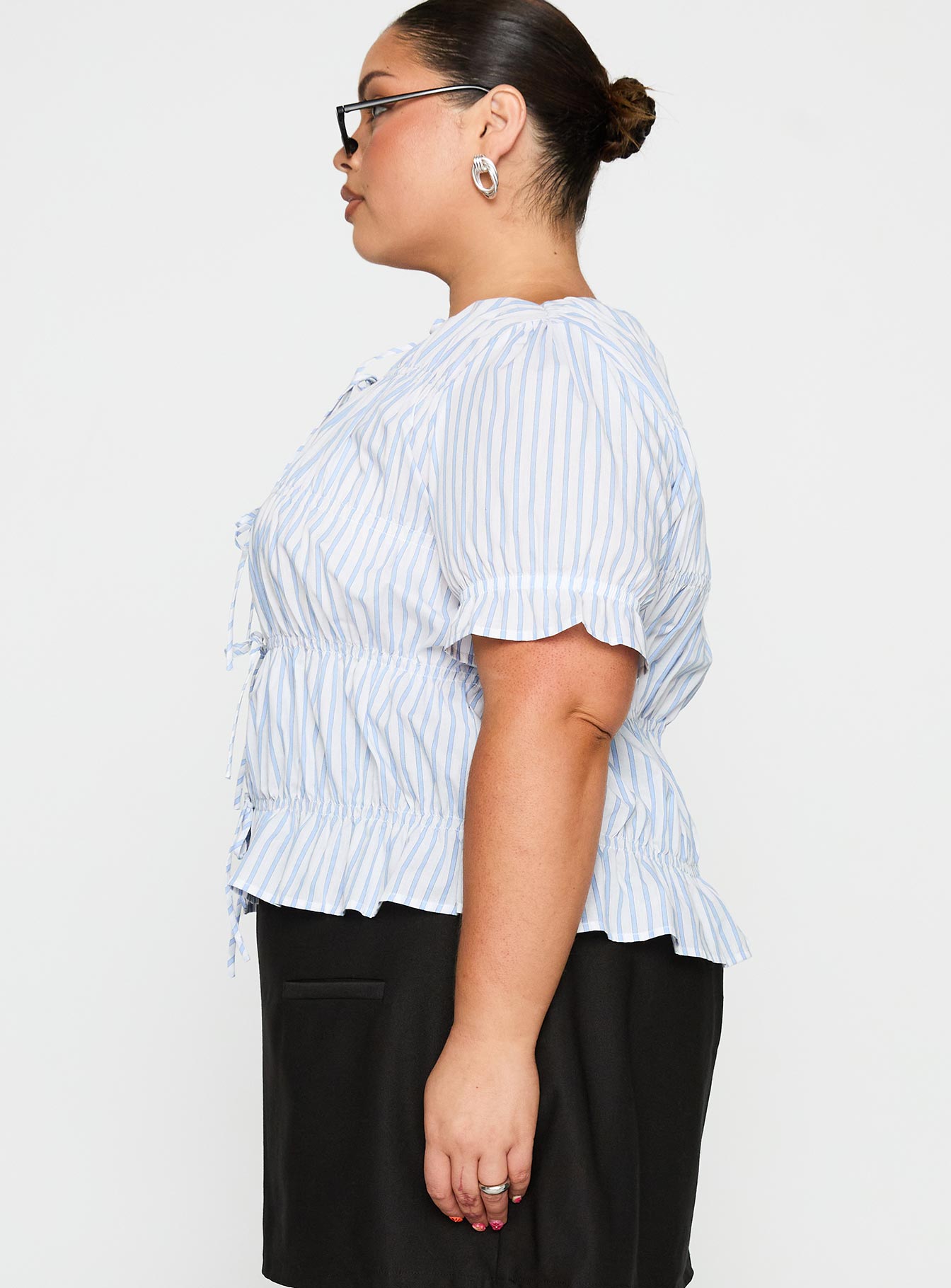 Alistair Bow Tie Top Blue / White Stripe Curve