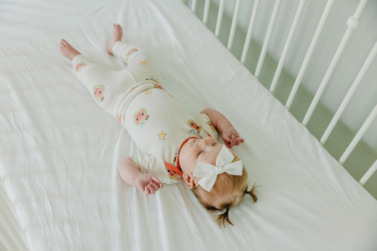 Short Sleeve Bodysuit - CoComelon