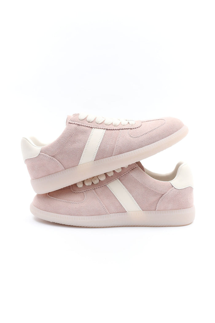 Alaina Pink