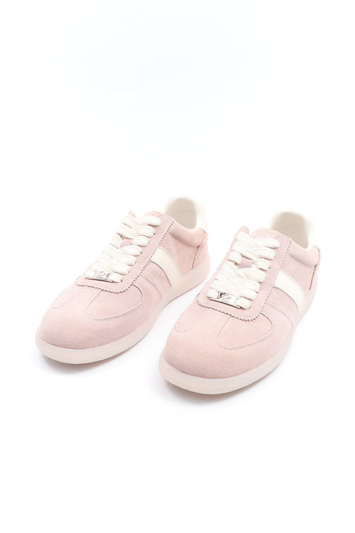 Alaina Pink