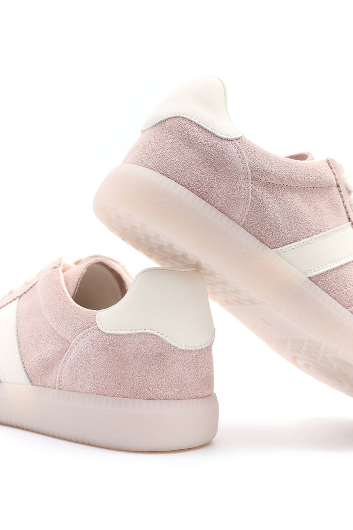 Alaina Pink