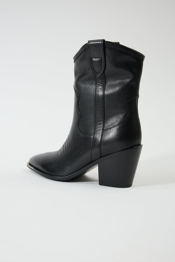 Electra Black