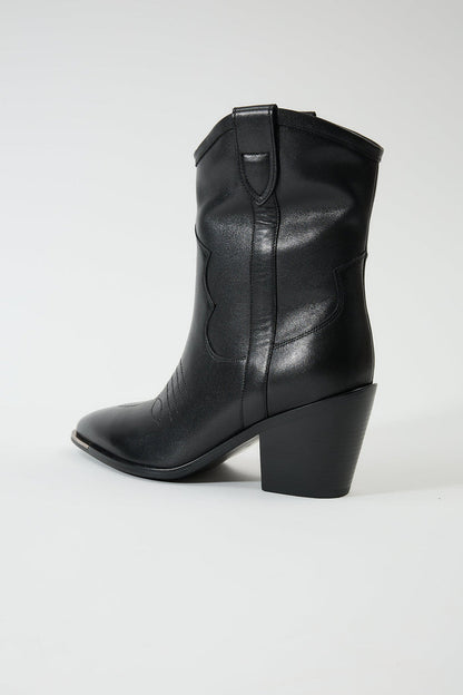 Electra Black