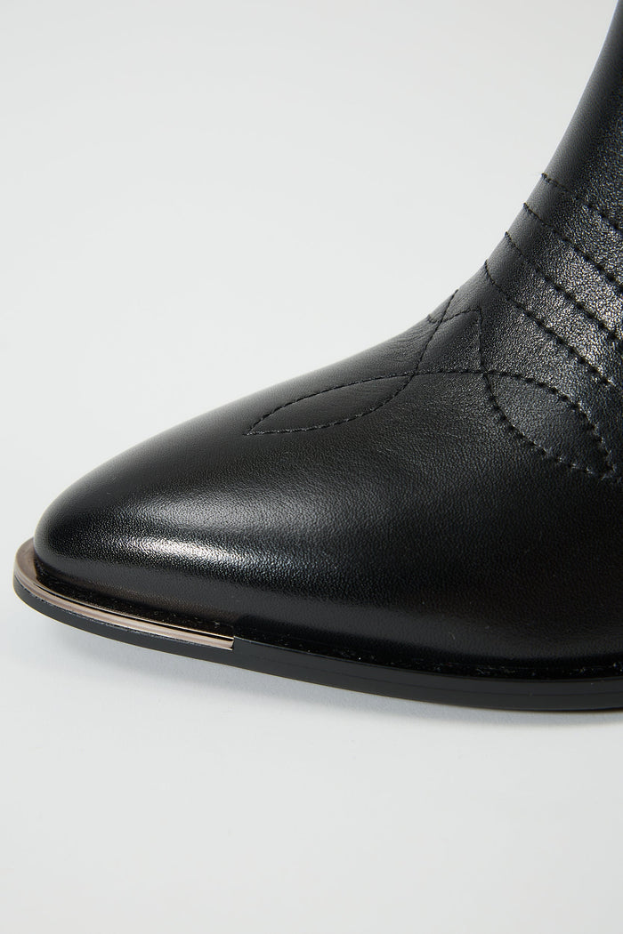 Electra Black