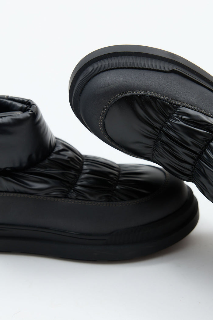 Elowen Black