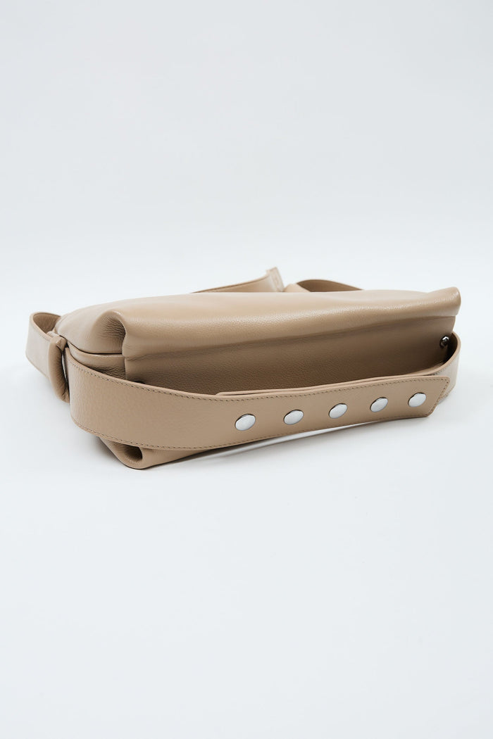 Esma Beige