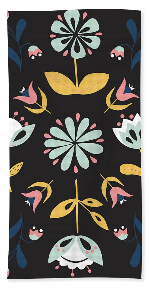 Folk Flower Pattern in Black and White - Beach Towel
