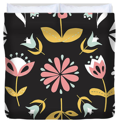 Folk Flower Pattern in Black and White - Duvet Cover