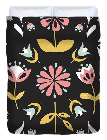 Folk Flower Pattern in Black and White - Duvet Cover