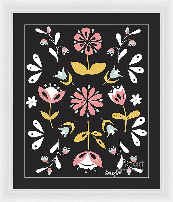 19.5" x 24" / White / Black