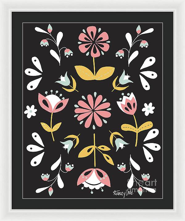 24" x 30" / White / Black