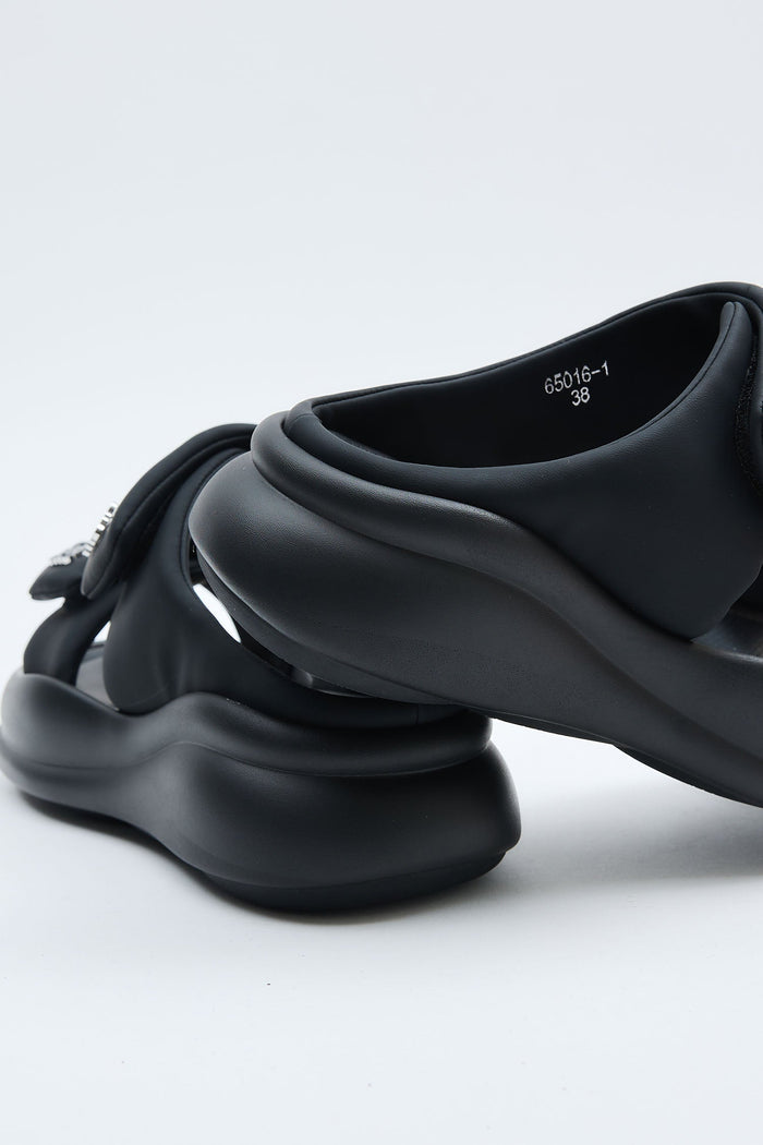 Galateia Black