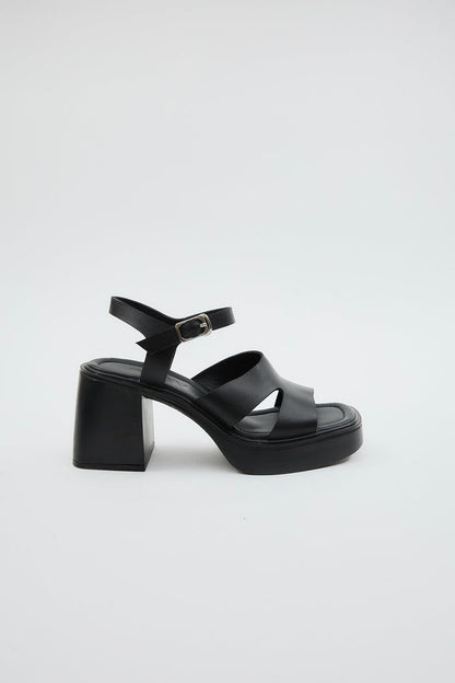 Giri Black