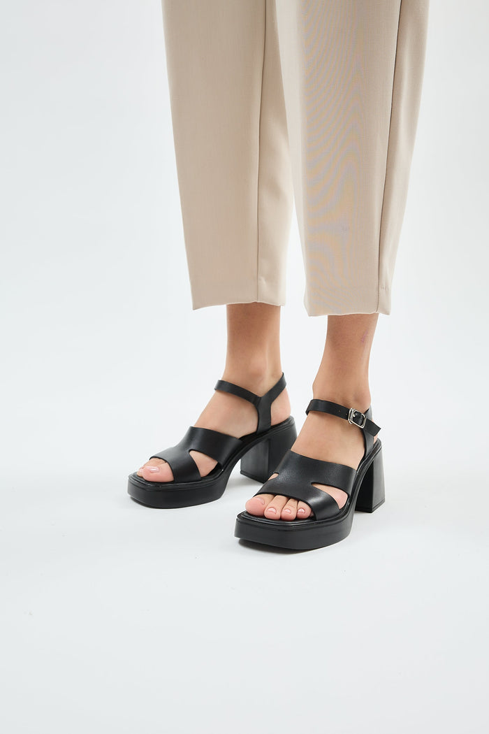 Giri Black