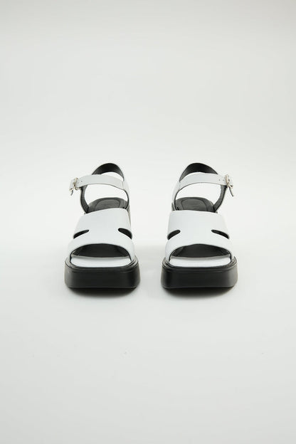 Giri White