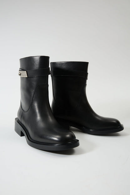 Hermia Black