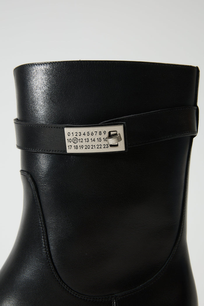 Hermia Black