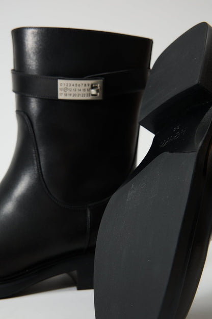 Hermia Black