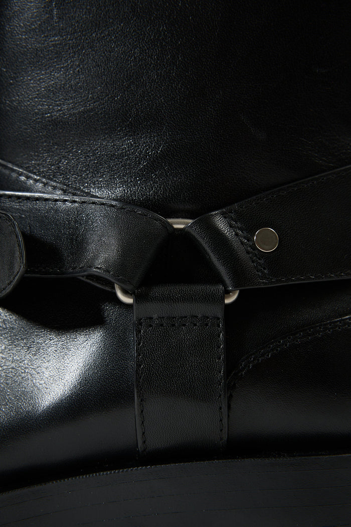 Iris Black
