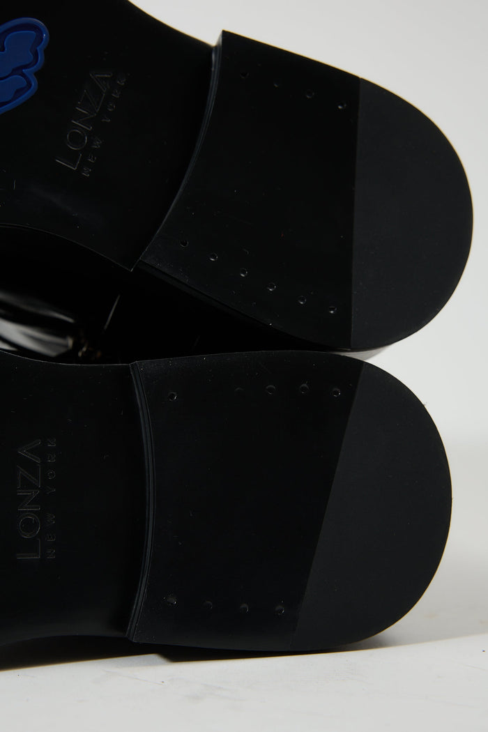 Iris Black