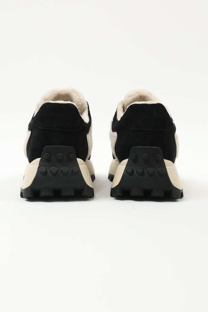 Ismini Black