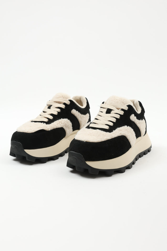 Ismini Black