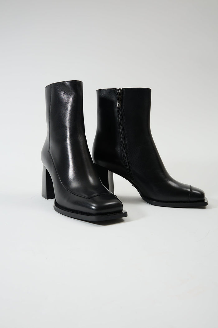 Keres Black