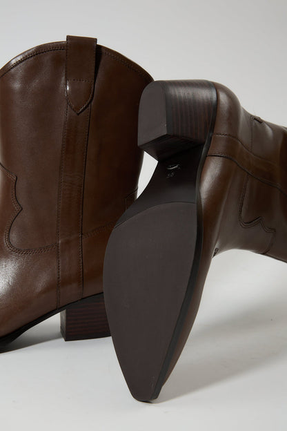 Merope Brown