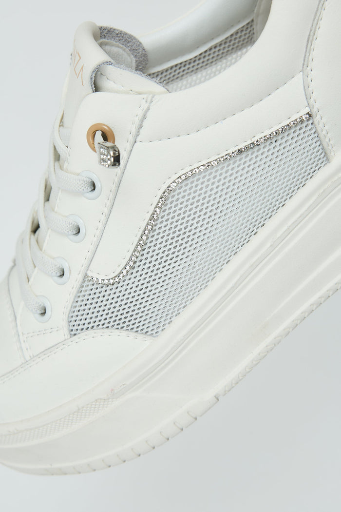 Mia Beige