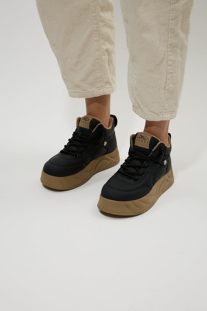 Obelia Black