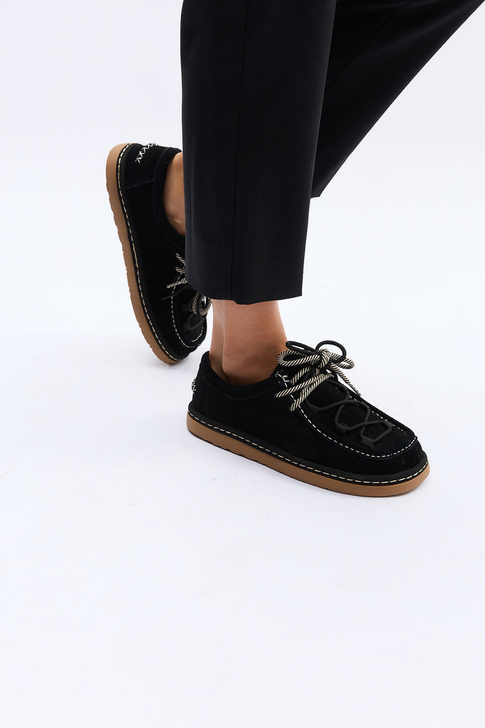 Rhina Black