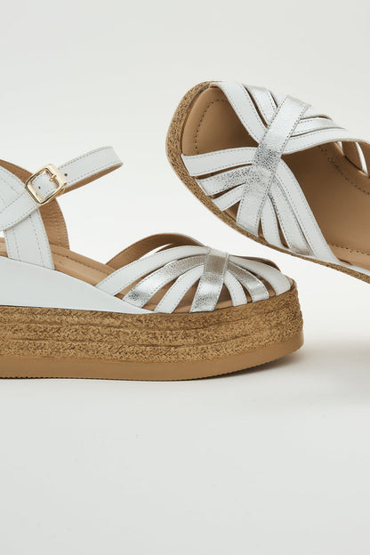 Rya White