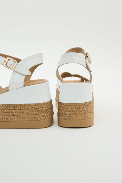 Rya White