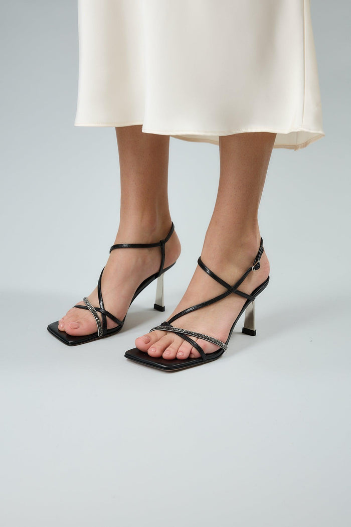 Sova Black