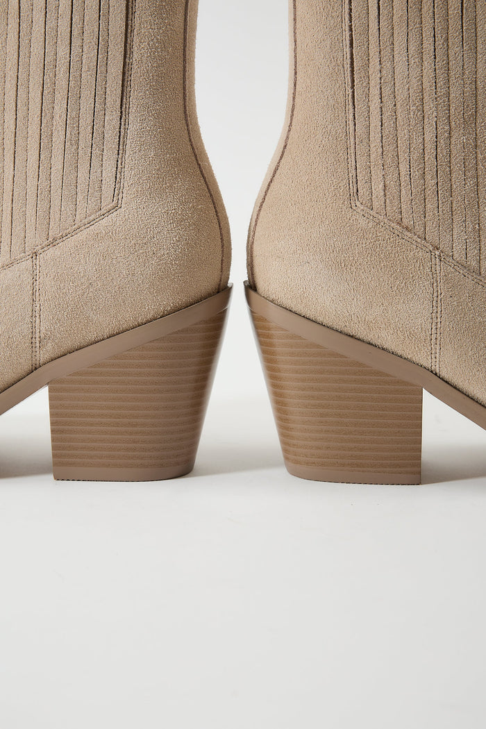 Tessa Beige