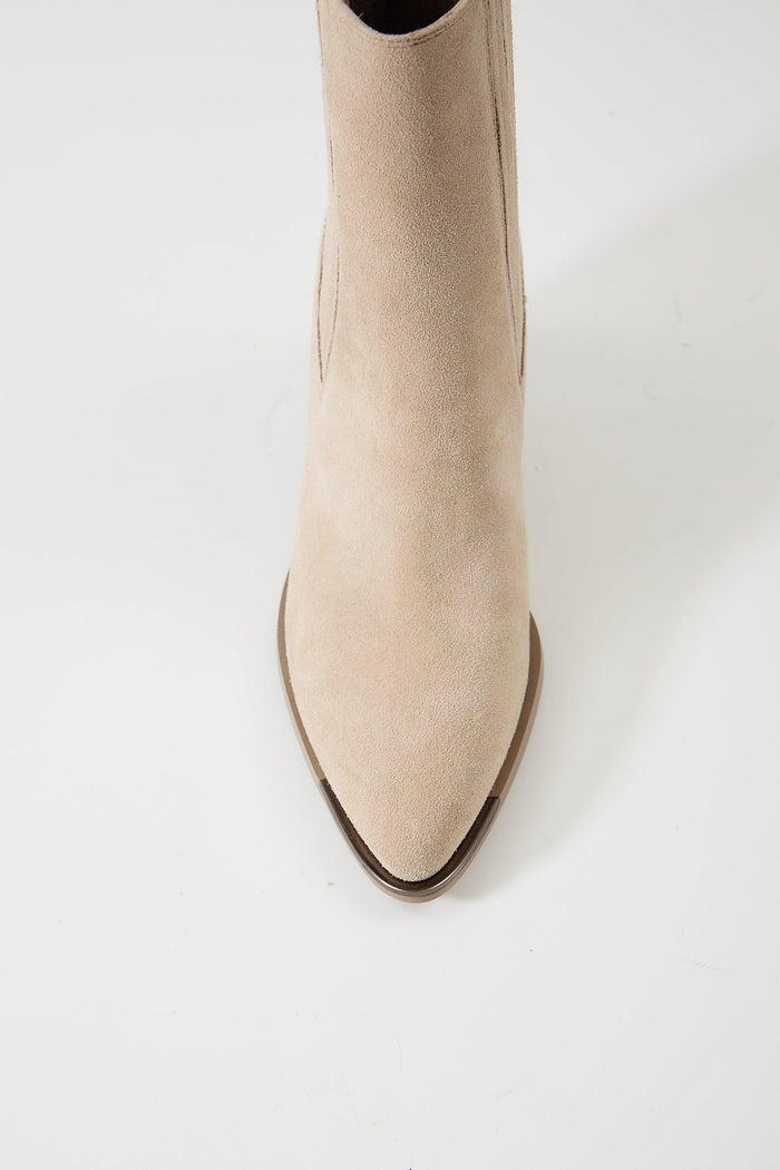 Tessa Beige