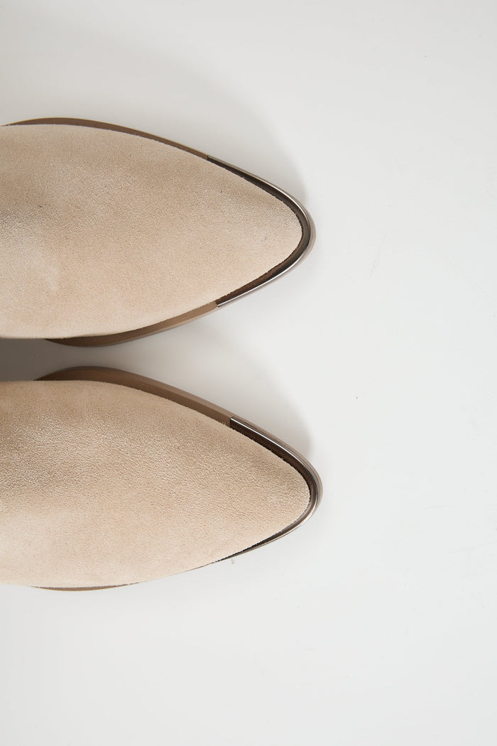 Tessa Beige