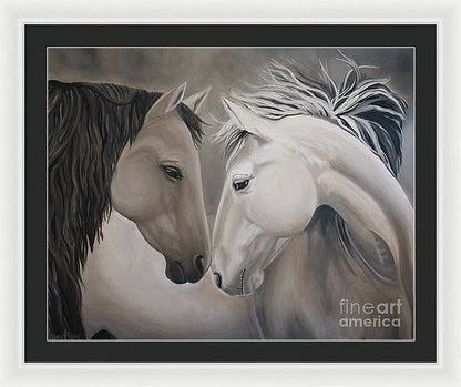 30" x 24" / White / Black
